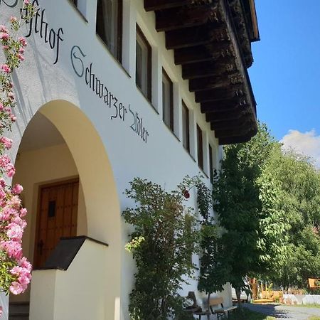 Hotel Schwarzer Adler Pettneu am Arlberg Exteriör bild